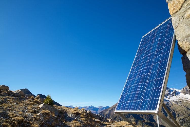 Assicurazione pannelli fotovoltaici: quando e perché farla